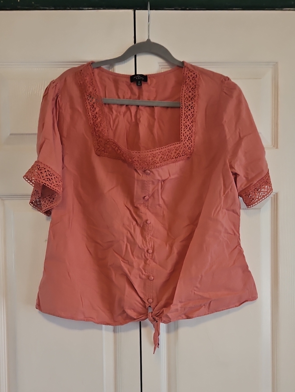 Woven Lace-Trim Button Front Blouse in Peach